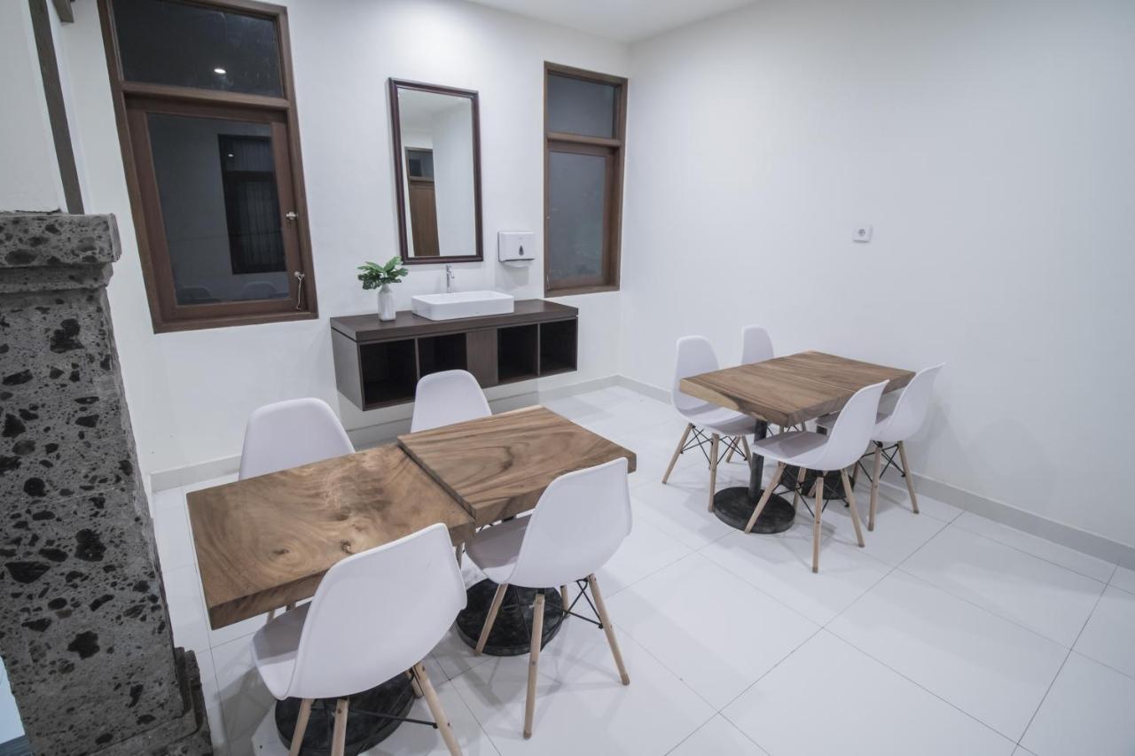 Kak Garden Inn Кута Экстерьер фото